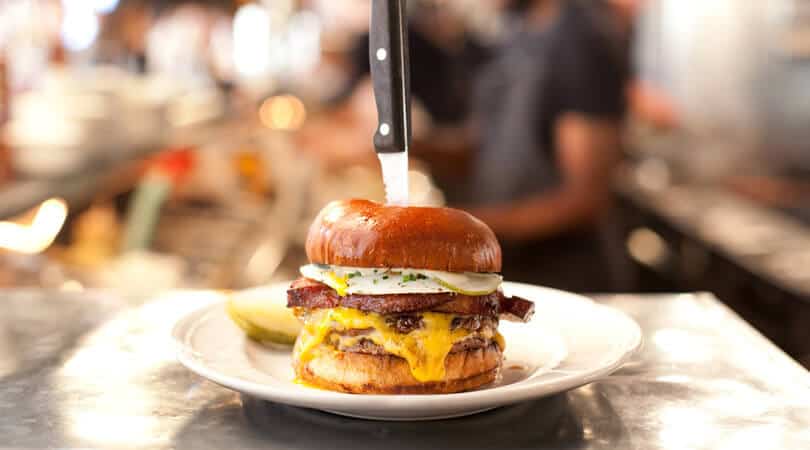 Burger in Au Cheval in Chicago